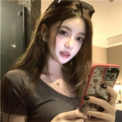 夹缝中